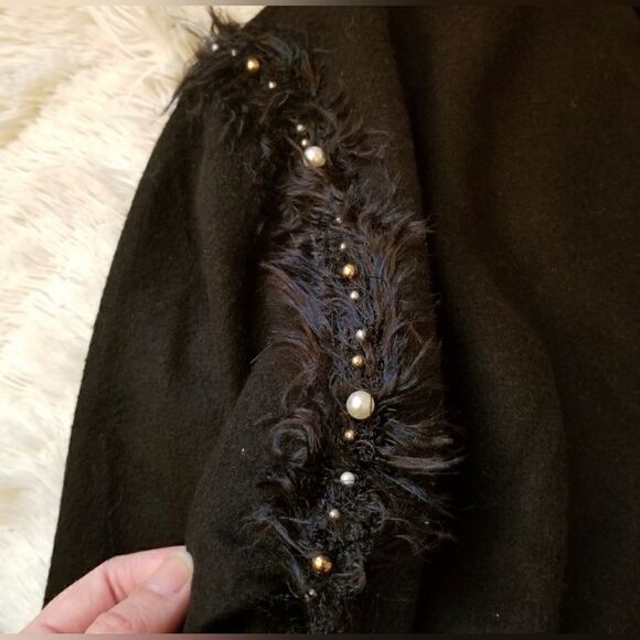 Gorgeous Zara Mini Feather and Pearl Trimmed Dress – Size S - Picture 3 of 3